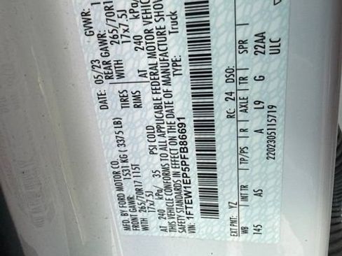 Used 2023 Ford F150 XL w/ XL Chrome Appearance Package AWD/4WD image 8
