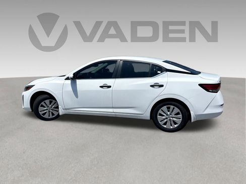Used 2024 Nissan Sentra S FWD image 5