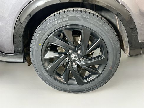Used 2022 Honda HR-V Sport image 11