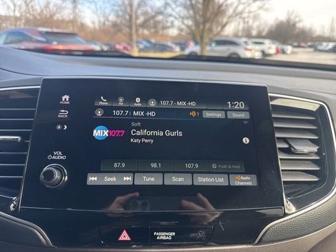 Used 2025 Honda Passport EX-L image 25