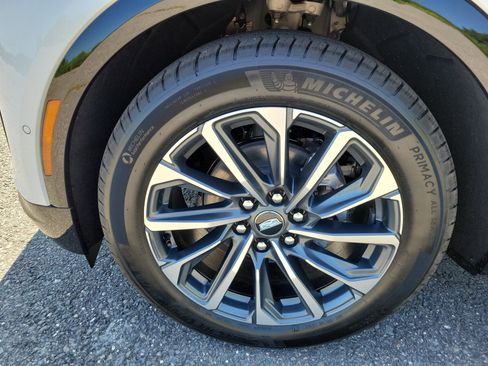 New 2025 Cadillac Lyriq Sport image 12