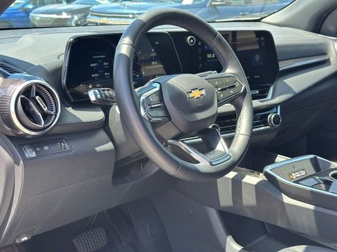 Certified 2025 Chevrolet Equinox LT w/ Convenience Package II FWD image 29