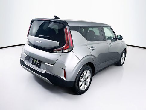 Used 2025 Kia Soul LX w/ LX Technology Package image 9