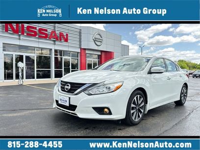 Used 2016 Nissan Altima 2.5 SV w/ Convenience Package
