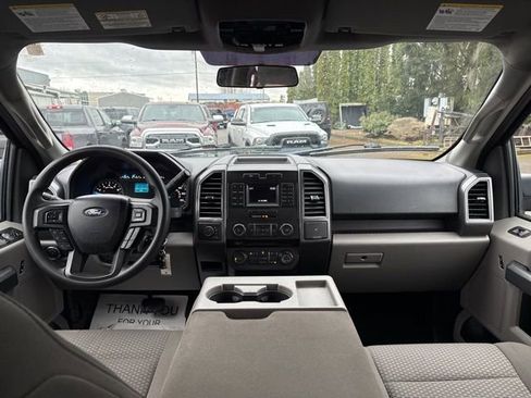 Used 2017 Ford F150 XLT AWD/4WD image 18