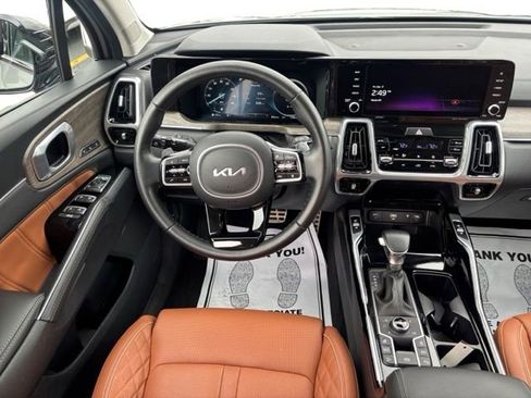 Certified 2023 Kia Sorento SX Prestige image 14
