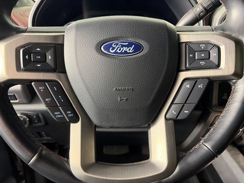 Used 2022 Ford F250 Platinum w/ Tremor Off-Road Package AWD/4WD image 16
