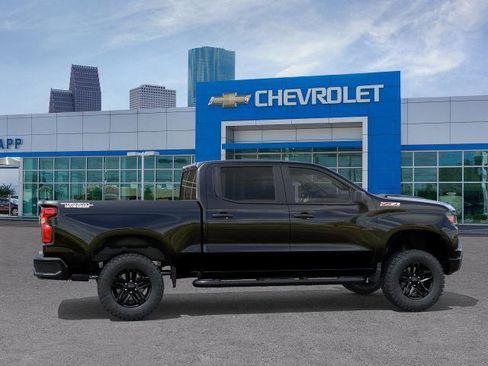 Used 2026 Chevrolet Silverado 1500 Custom Trail Boss AWD/4WD image 26