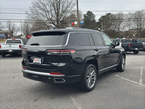 Used 2022 Jeep Grand Cherokee L Summit w/ Luxury Tech Group V image 5