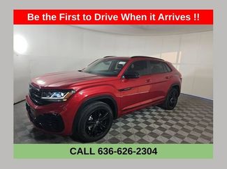 Used 2023 Volkswagen Atlas Cross Sport SEL R-Line video 1