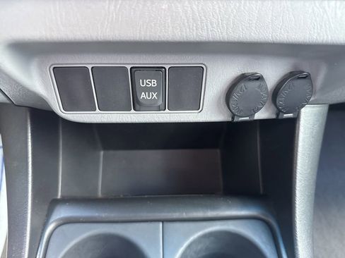 Used 2012 Toyota Tacoma PreRunner w/ TRD Off-Road Pkg RWD image 30