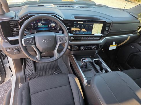 New 2026 Chevrolet Silverado 1500 LT Trail Boss w/ Convenience Package II image 17