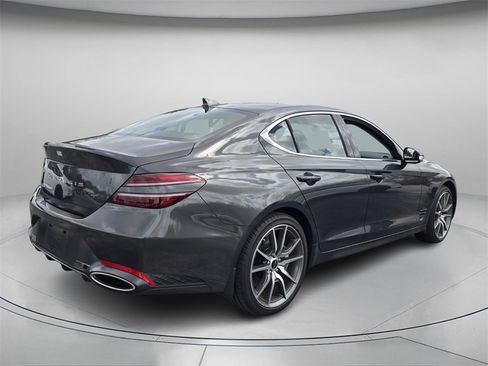 New 2025 Genesis G70 2.5T image 8