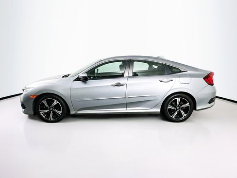 Used 2016 Honda Civic Touring image 4