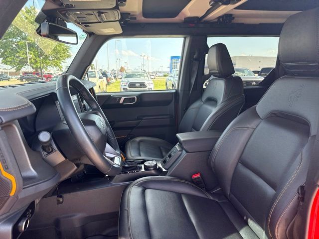 Used 2024 Ford Bronco Badlands w/ Sasquatch Package AWD/4WD image 8