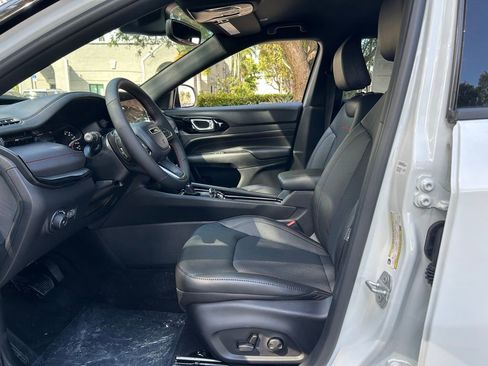 New 2026 Jeep Compass Trailhawk image 16