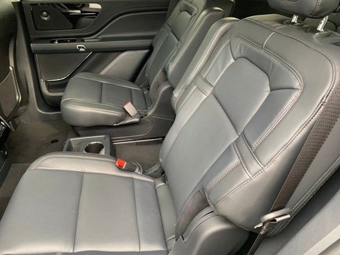 New 2026 Lincoln Aviator Reserve AWD/4WD image 16