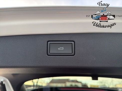 New 2026 Volkswagen Tiguan SE R-Line image 24