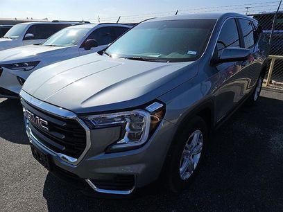 Used 2024 GMC Terrain SLE