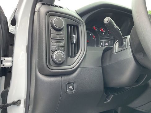 New 2026 Chevrolet Silverado 2500 Custom w/ Custom Value Package AWD/4WD image 9