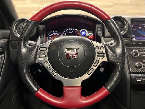 Used 2016 Nissan GT-R Black Edition AWD/4WD image 24