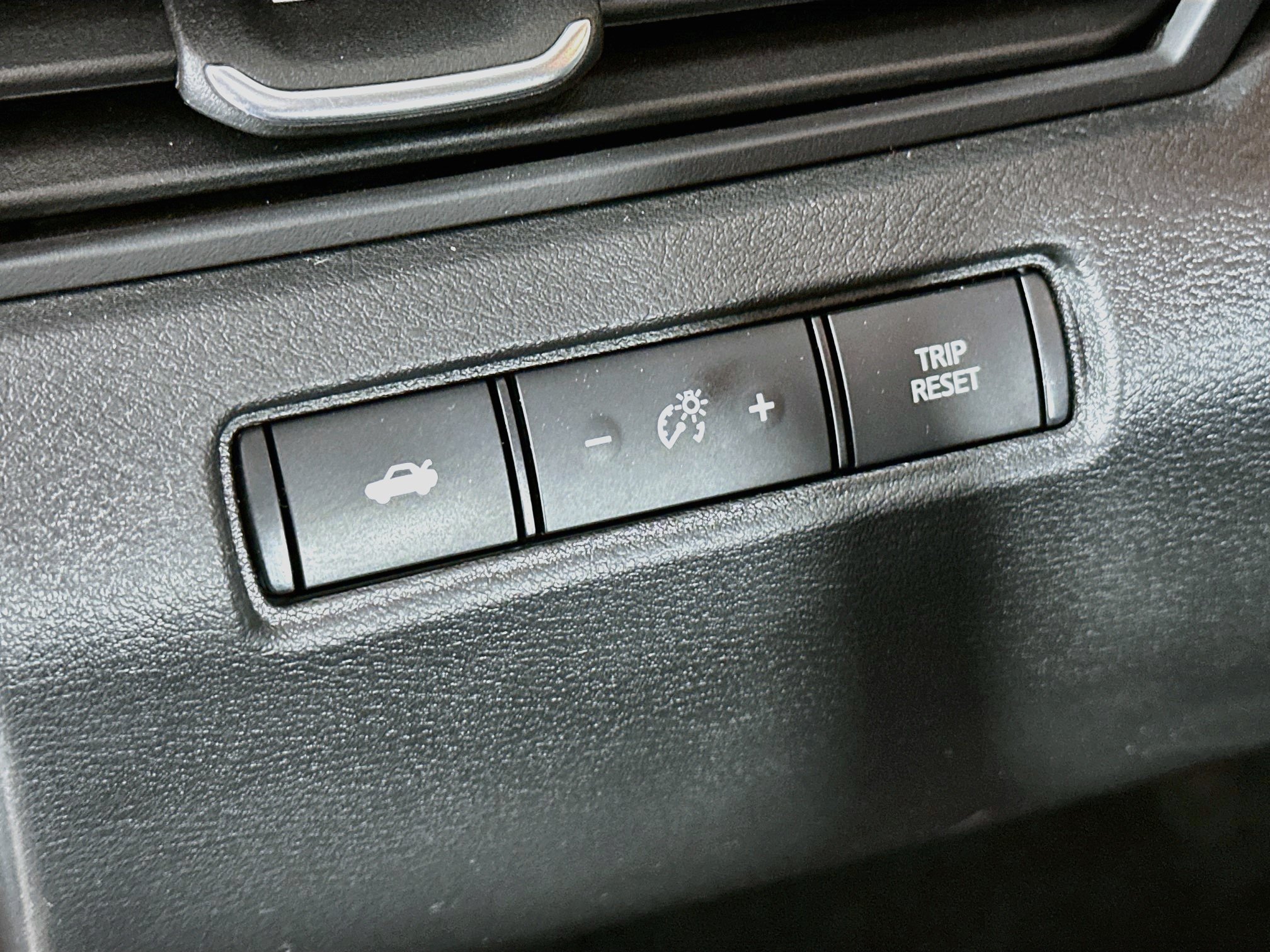 Used 2025 Nissan Altima 2.5 S FWD image 17