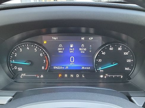 Used 2021 Ford Explorer XLT w/ Equipment Group 202A AWD/4WD image 26