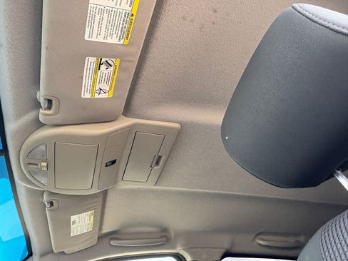 Used 2014 Nissan Titan SV w/ SV Value Truck Package image 28