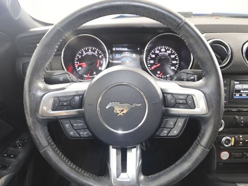 Used 2017 Ford Mustang Convertible RWD image 35
