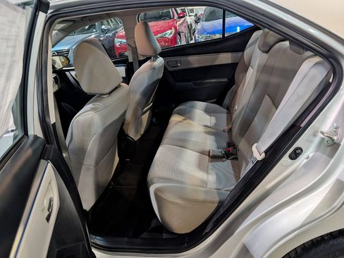 Used 2014 Toyota Corolla LE image 20