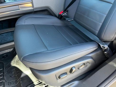 New 2025 GMC Hummer EV 3X image 12