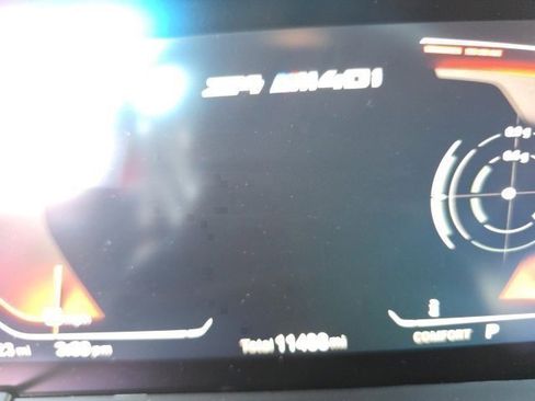 Used 2022 BMW Z4 M40i w/ Premium Package image 9