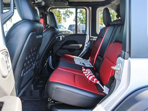 New 2023 Jeep Wrangler Unlimited Rubicon 4xe image 19
