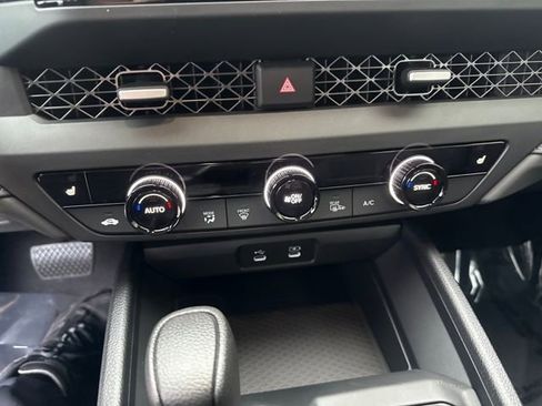 New 2025 Honda Accord SE image 15