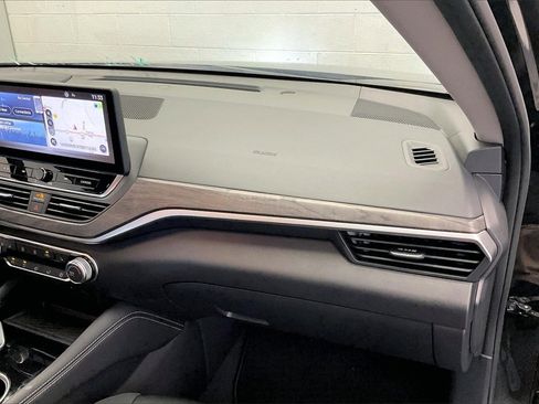 Certified 2024 Nissan Altima 2.5 SV w/ SV Premium Package image 15