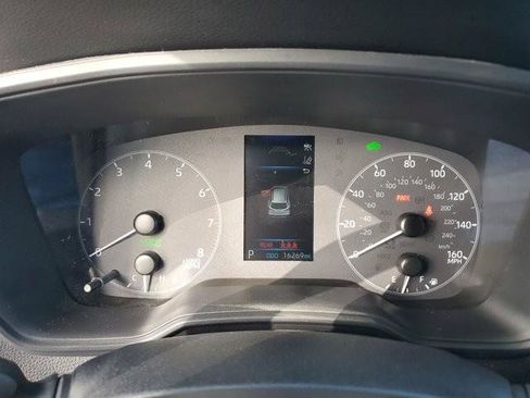 Used 2024 Toyota Corolla Cross AWD Hybrid image 23