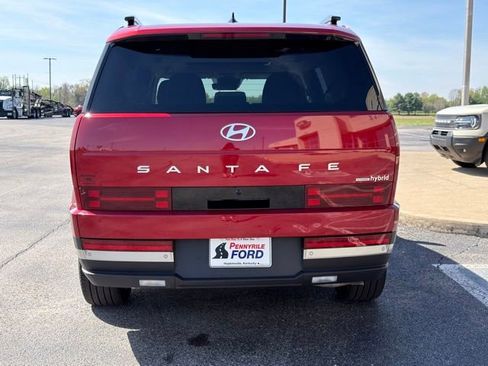 Used 2025 Hyundai Santa Fe Limited AWD/4WD image 6