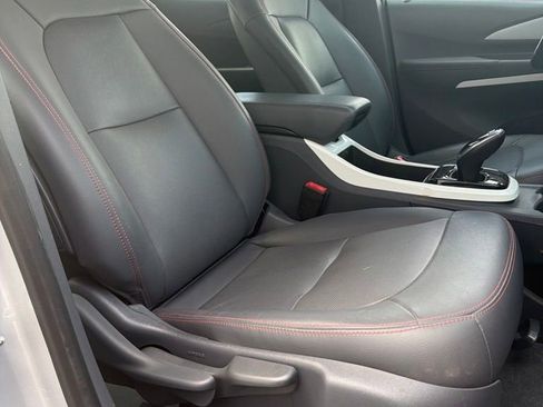 Used 2020 Chevrolet Bolt Premier FWD image 8