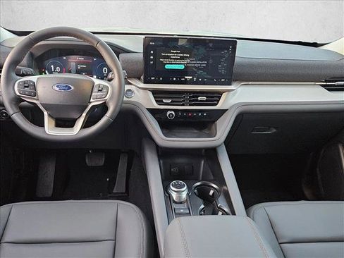 New 2026 Ford Explorer Active w/ Active Comfort Package image 15