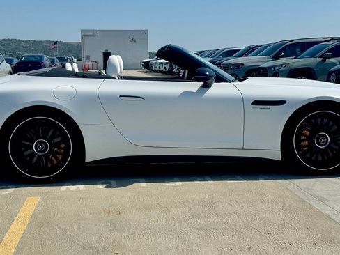 New 2026 Mercedes-Benz SL 63 AMG S e Performance 4MATIC image 39