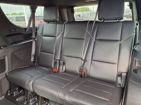 Used 2024 Cadillac Escalade ESV Premium Luxury w/ LPO, Floor Liner Package AWD/4WD image 28