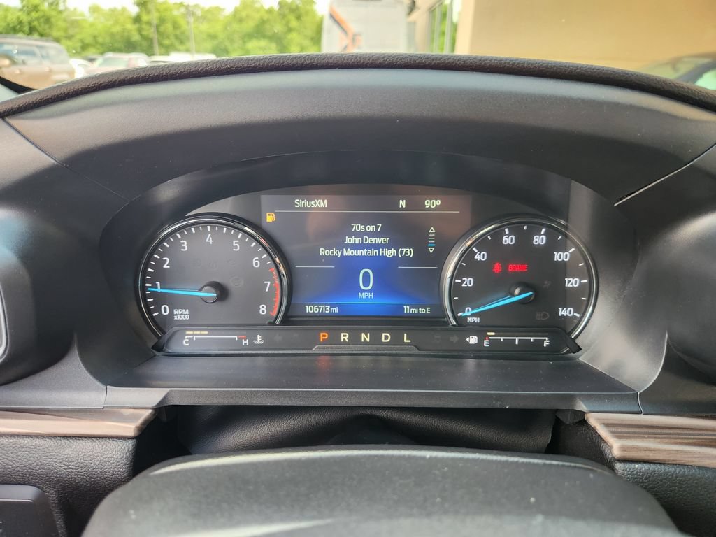 Used 2022 Ford Explorer Limited w/ Equipment Group 301A RWD image 17