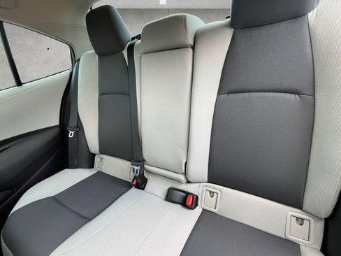 Used 2025 Toyota Corolla LE image 22