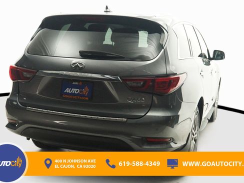 Used 2020 INFINITI QX60 Luxe w/ Essential Package FWD image 10