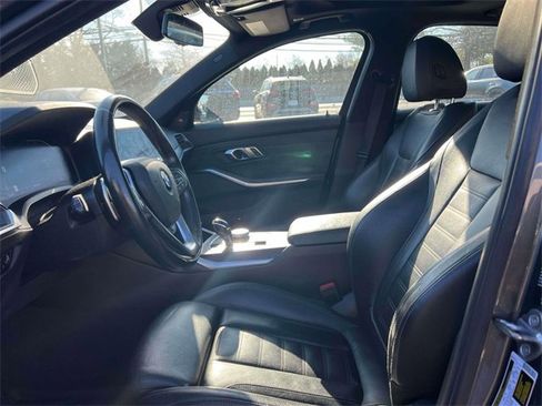 Used 2019 BMW 330i xDrive Sedan w/ Premium Package image 14