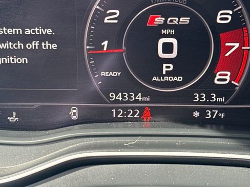 Used 2018 Audi SQ5 Premium Plus w/ S Sport Package image 3