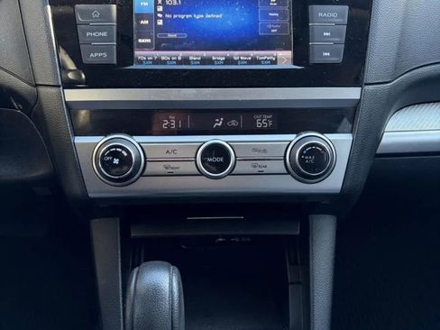 Used 2019 Subaru Outback 2.5i AWD/4WD image 21