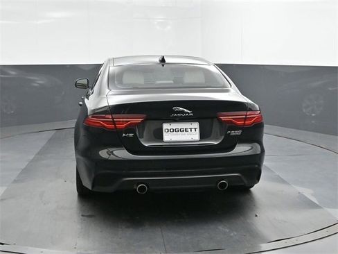 Used 2020 Jaguar XE S image 8