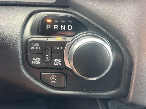 Used 2019 RAM 1500 Big Horn image 35