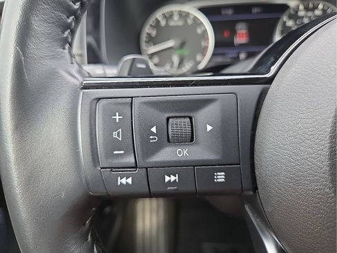 Used 2025 Nissan Pathfinder SL FWD image 20